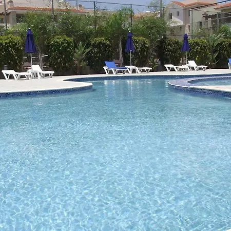 Pyla Gardens Апартаменты *